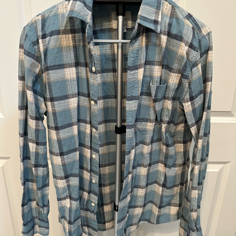 American Eagle Blue and White Plaid Casual Flannel